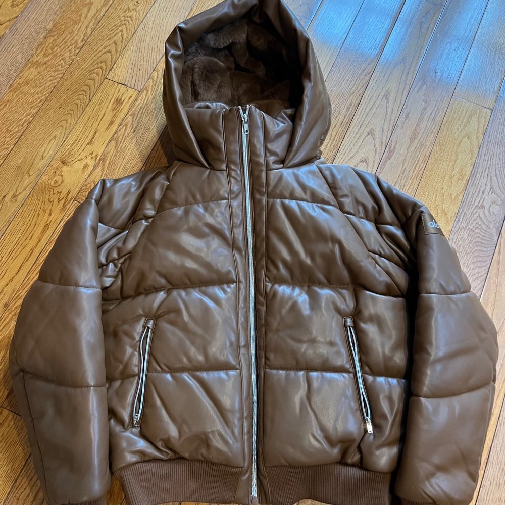 Alo Yoga - Faux Leather Boss Puffer - Cinnamon Brown - Women's Size Medium